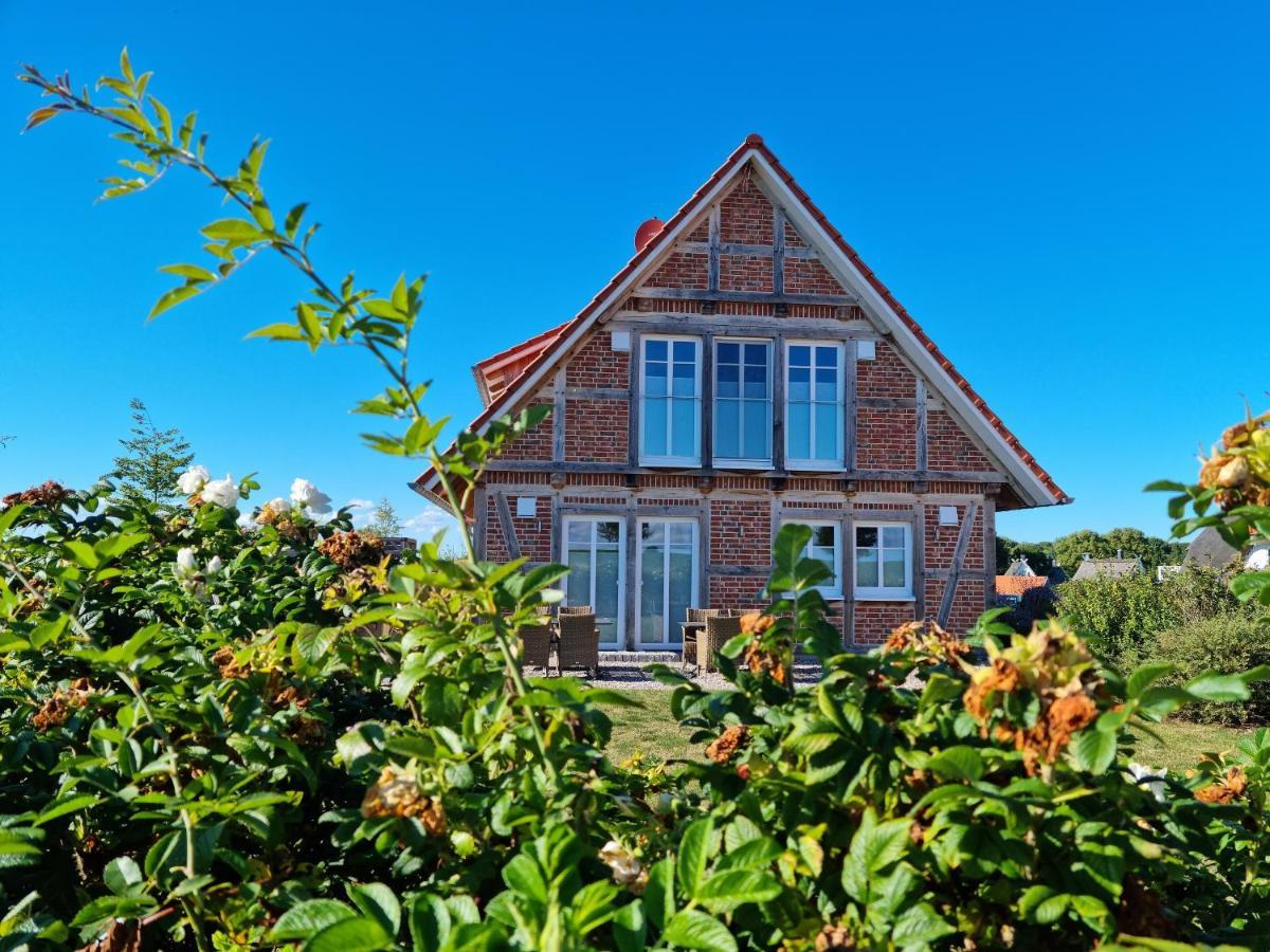 Ostsee-Wellnesslandhaus Mit Sauna, Jacuzzi, Innenwhirlpool Kalkhorst Eksteriør billede